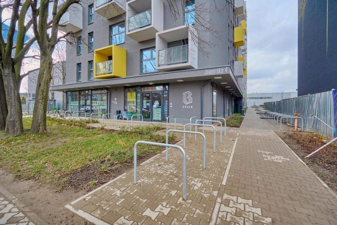Cozy Jaworska With Free Garage By Renters Wrocław
