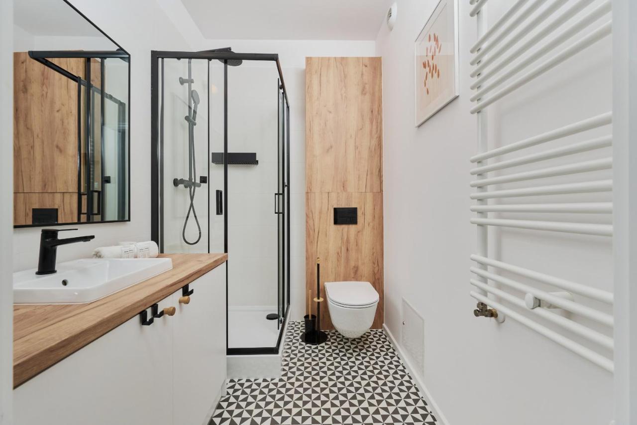 Cozy Jaworska With Free Garage By Renters Wrocław